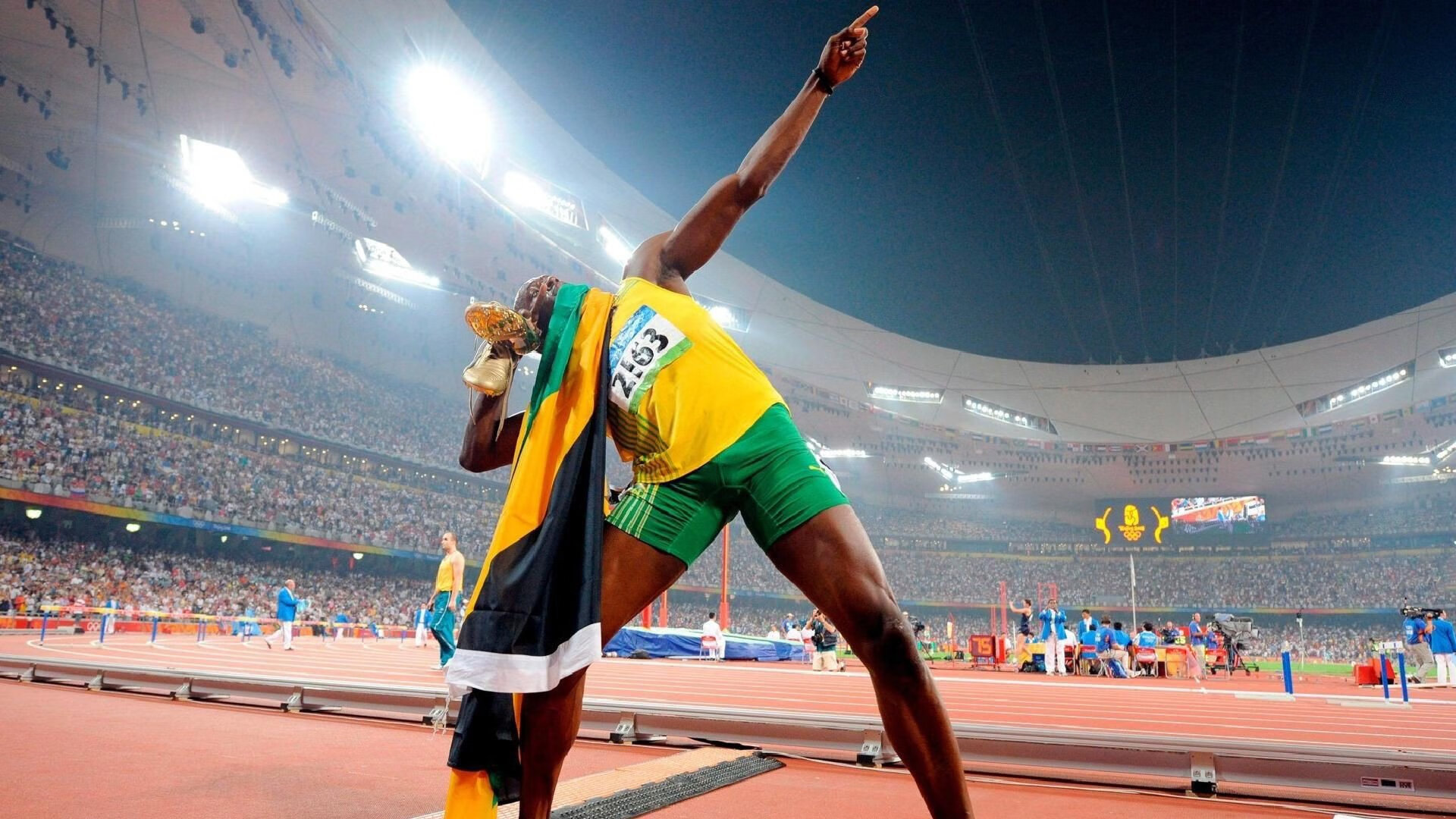 从绿茵场到F1赛道，法国足球的压制艺术与蒂亚戈的冠军接管时刻