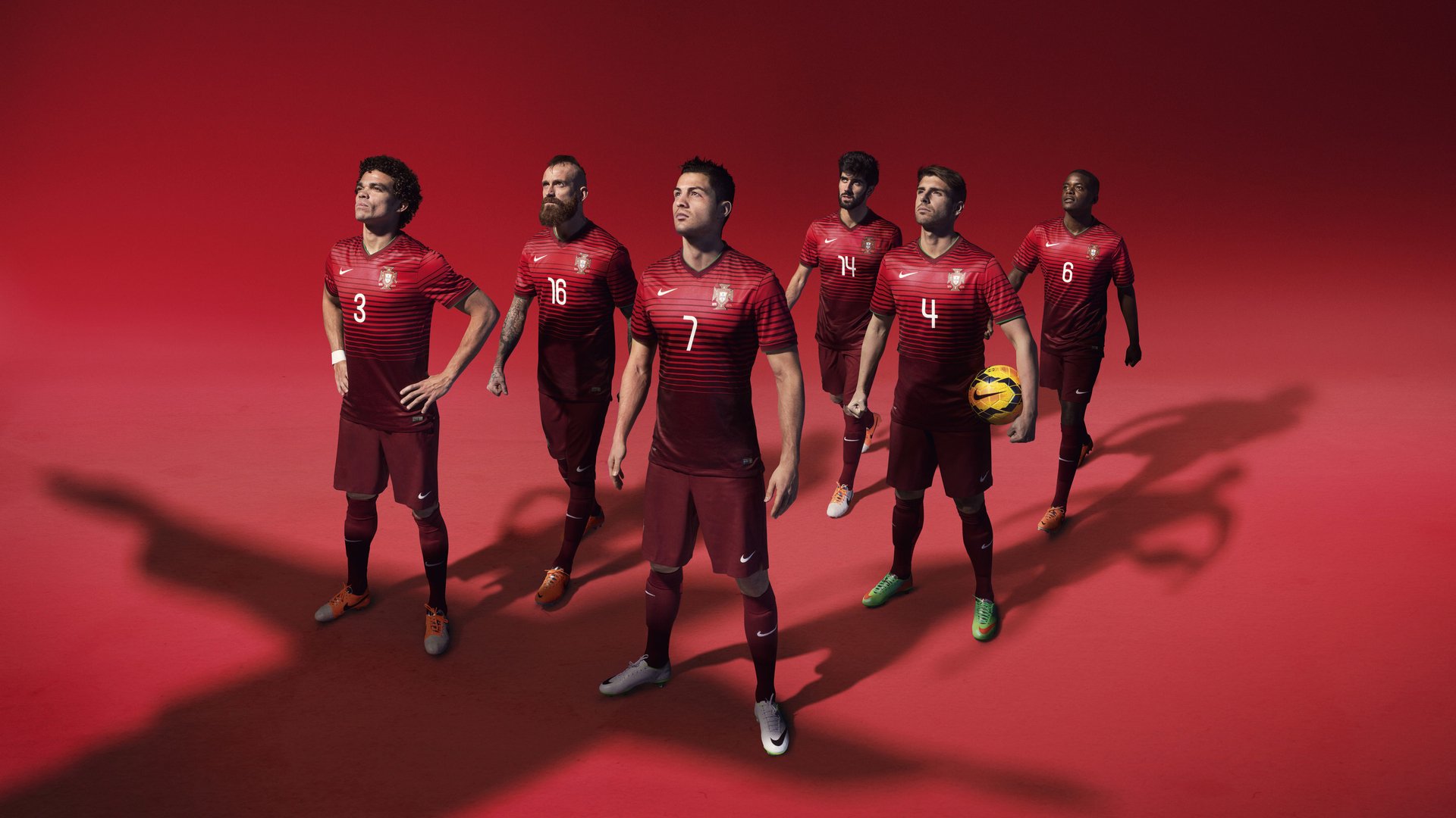 南美狂沙遇郁金香闪电，加克波个人秀撕裂洪都拉斯防线，智利战术体系下的孤独利刃